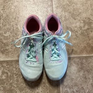 New Balance girls sneakers